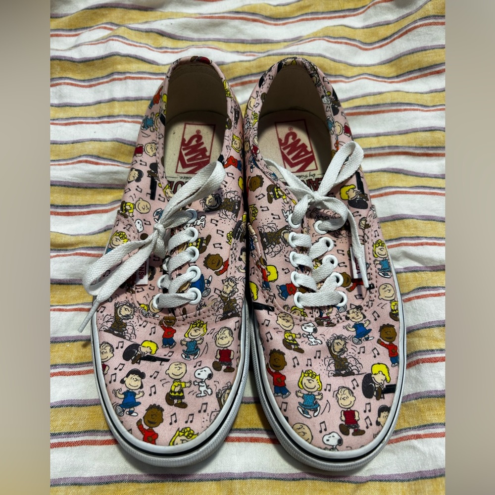 Vans Peanuts women’s size 8.0